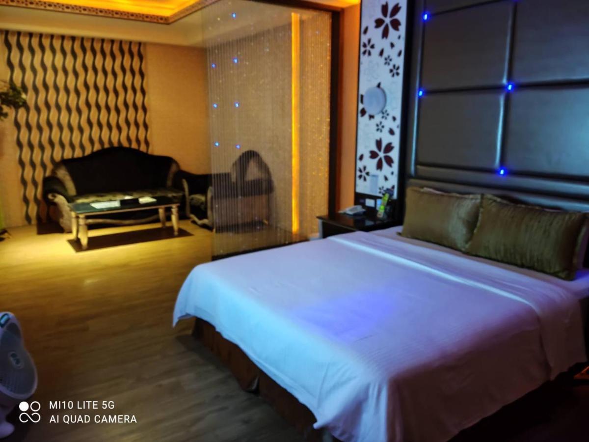 Blue Sky Motel Guishan Zewnętrze zdjęcie